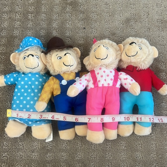 Bernstein Bears Family Plush Collection NWOT - Picture 3 of 5